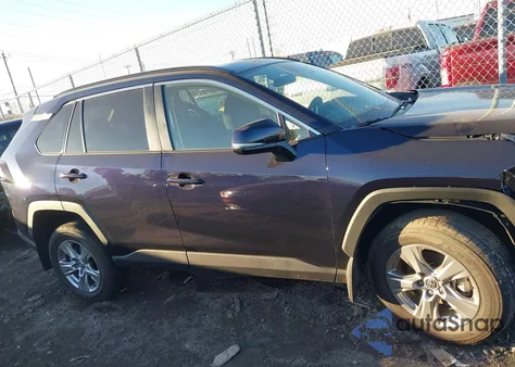 2024 Toyota Rav4 Xle из США, поврежденный, VIN 2T3P1RFV9RW437765